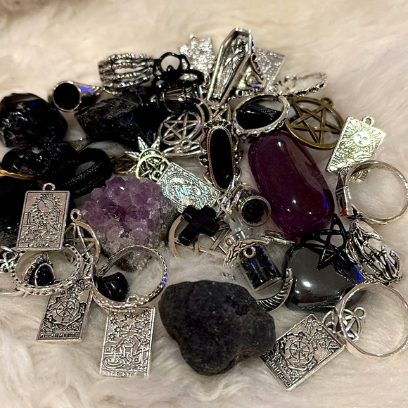 Goth Fairy Crystals Confetti NWOT - Picture 6 of 6